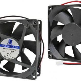 Ventola di raffreddamento 12V 0.25A 8x8x2.5cm 2pin